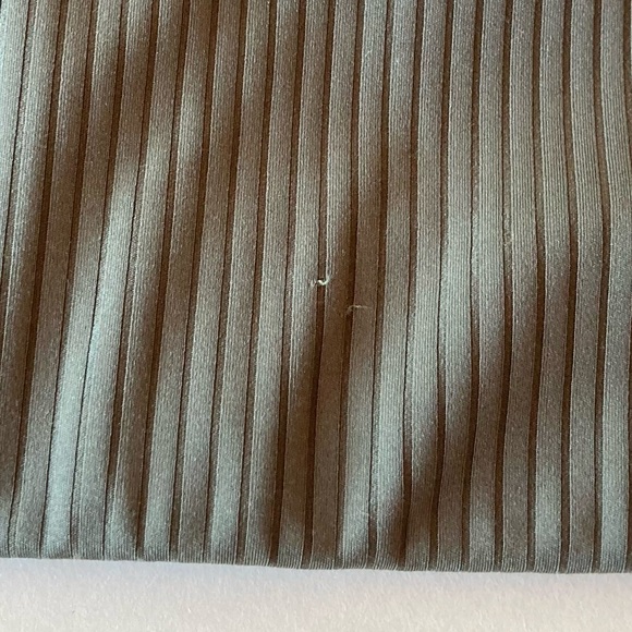 Girlfriend Collective Ribbed Bra - Picture 2 of 4